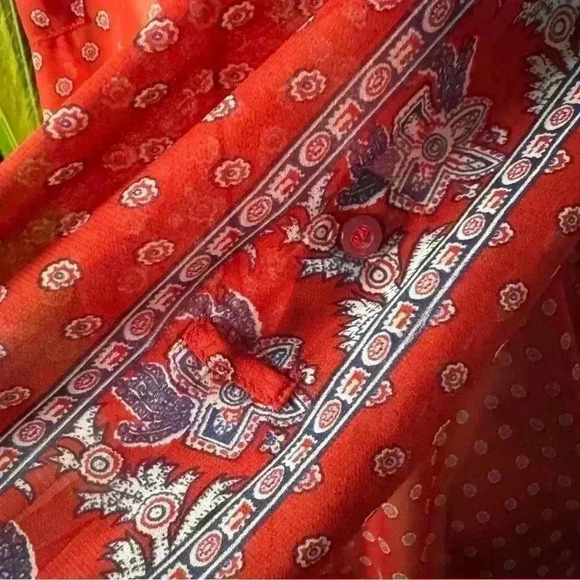 Free People Women’s M Red Button-Up Sheer Chiffon Roll Tab/Long Sleeve Tunic - Picture 5 of 15